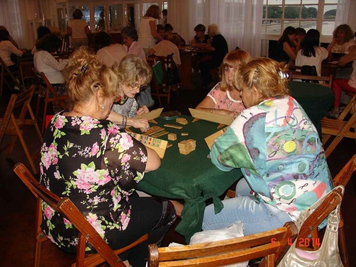 Tarde de té y juegos Aniversario