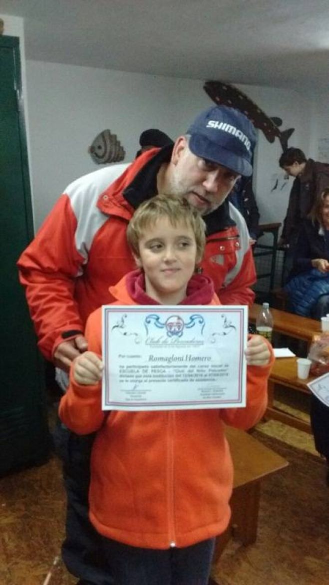 Culminó el primer curso 2016 de la Escuela de Pesca para niños