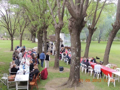 Fiesta de la primavera en Paraná Guazú