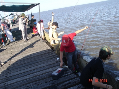 Práctica de pesca para cadetes